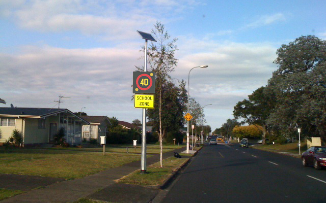 LED交通誘導(dǎo)屏 LED交通誘導(dǎo)屏