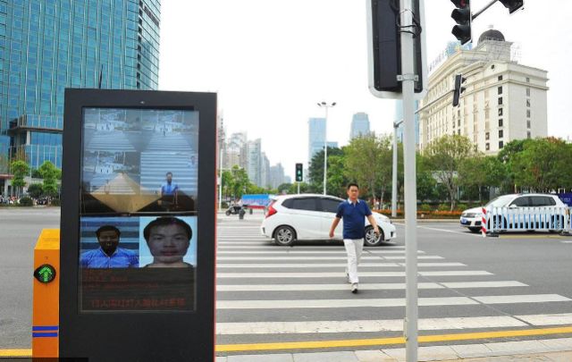 LED交通誘導(dǎo)屏 LED交通誘導(dǎo)屏