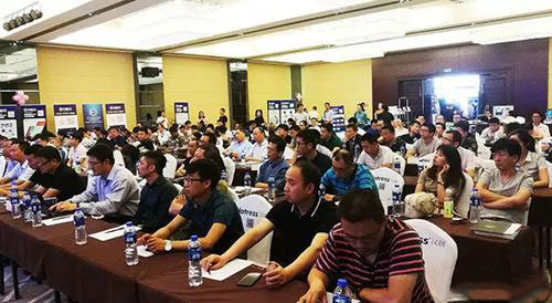 LED交通誘導(dǎo)屏 LED交通誘導(dǎo)屏