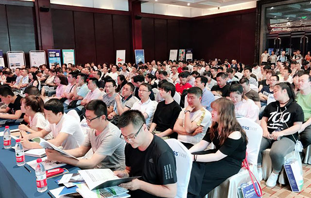 LED交通誘導(dǎo)屏 LED交通誘導(dǎo)屏