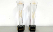 元亨光電小間距榮獲年度創(chuàng)新、明星產(chǎn)品獎