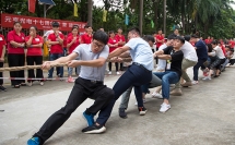 十七載風(fēng)雨同舟，同攜手共創(chuàng)未來